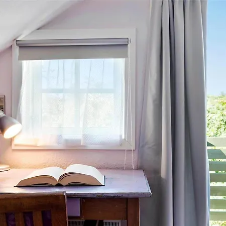 5548-gudhjem-melsted-langgade-3 بيت للعطل