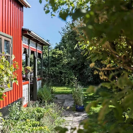 5548-gudhjem-melsted-langgade-3 *